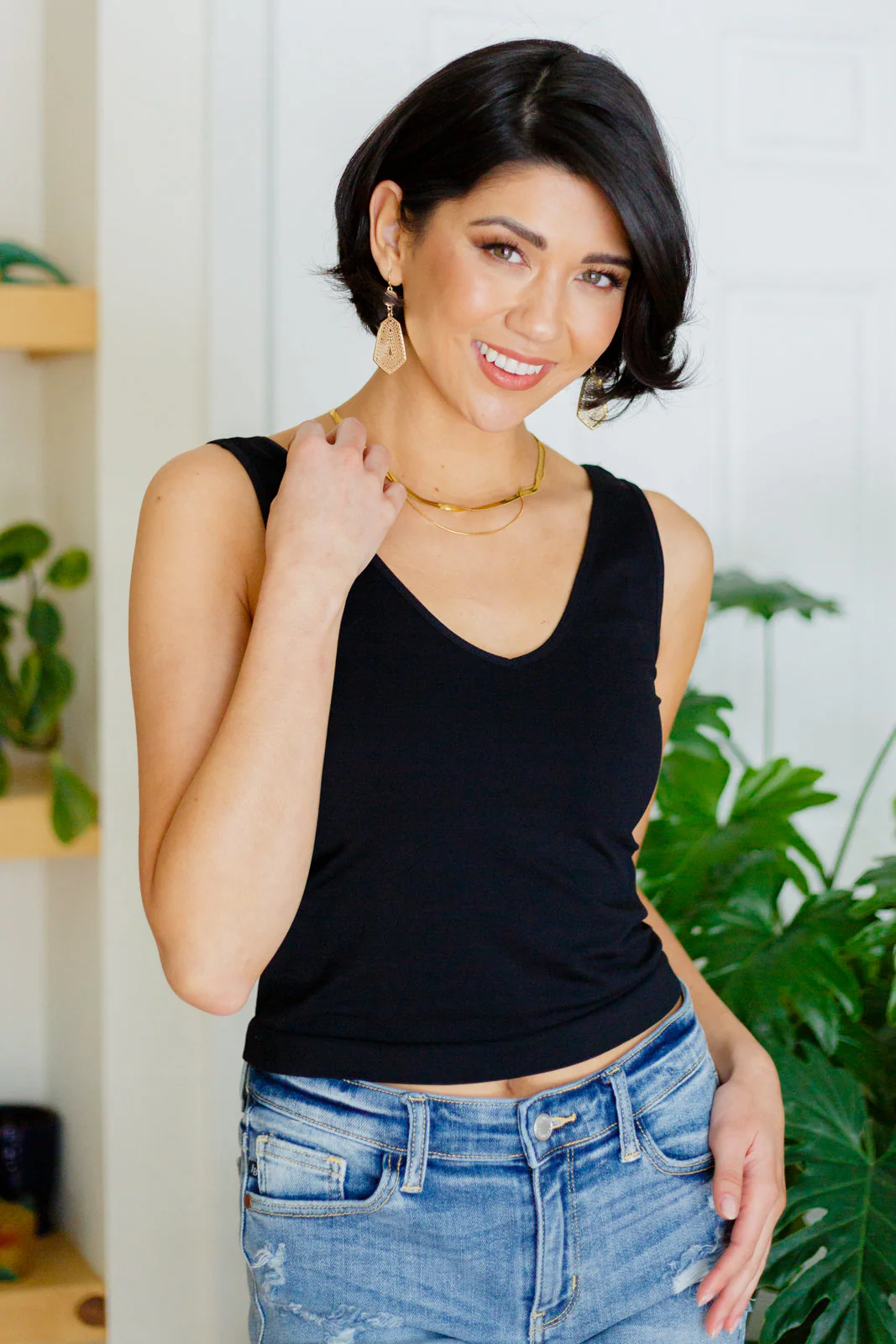 Carefree Seamless Reversible Tank in Black - Makeswep