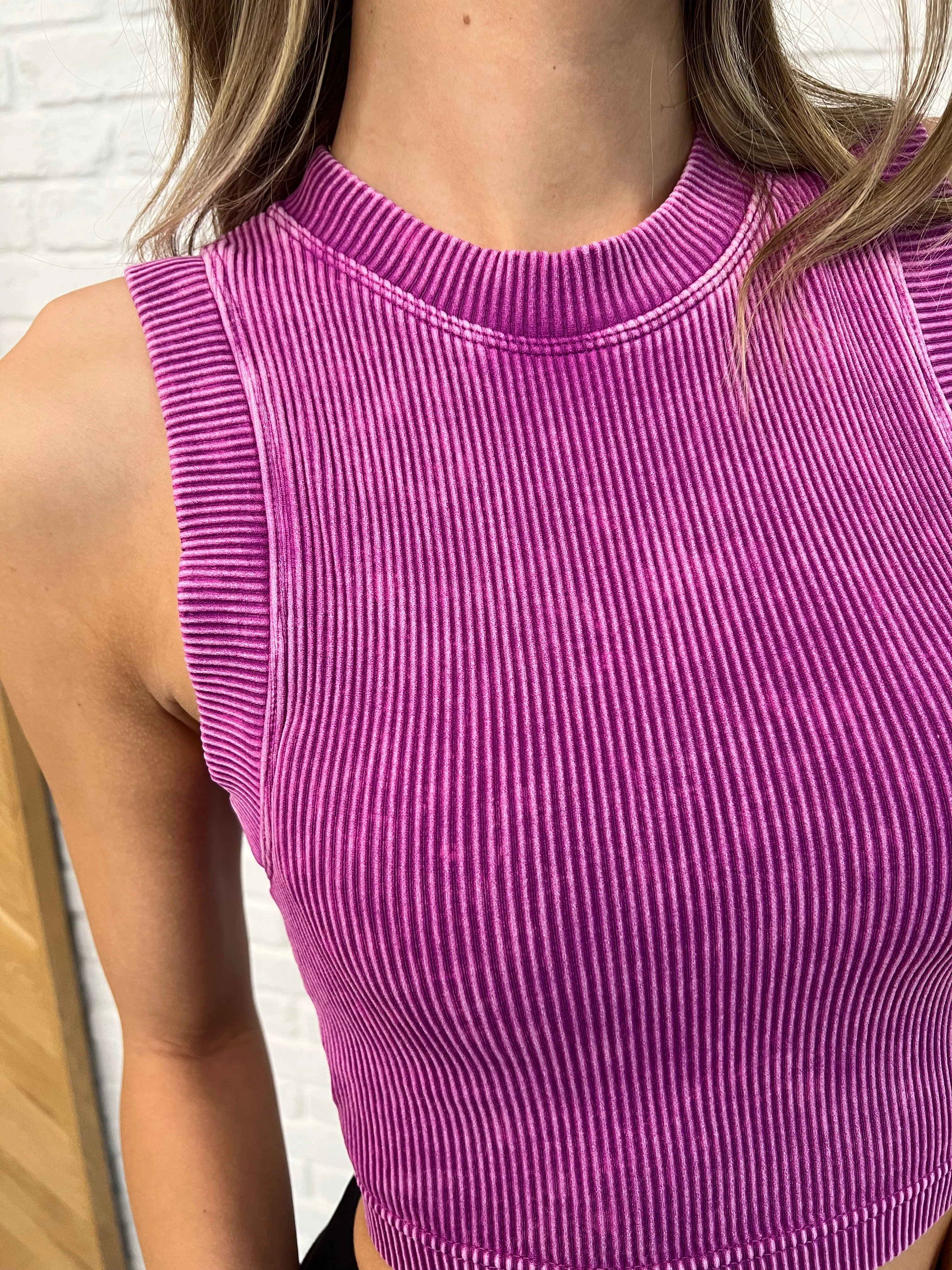 Over and Out Cropped Ribbed Tank in Lt Plum - Makeswep