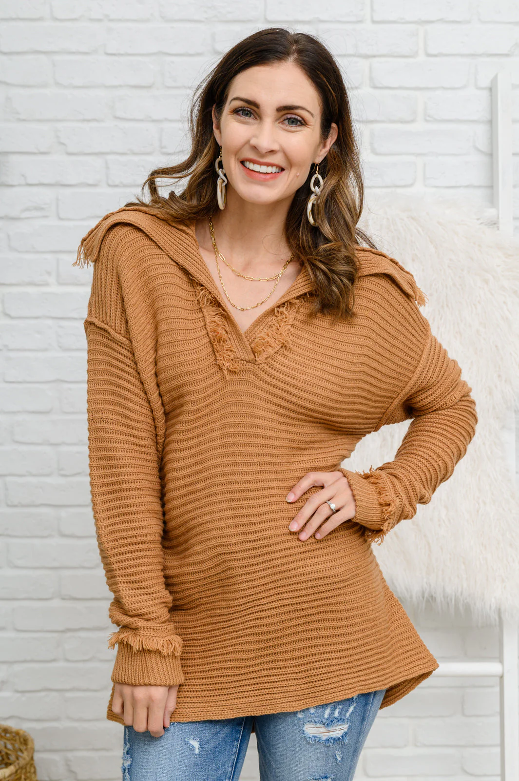 Travel Far & Wide Sweater in Taupe - Makeswep