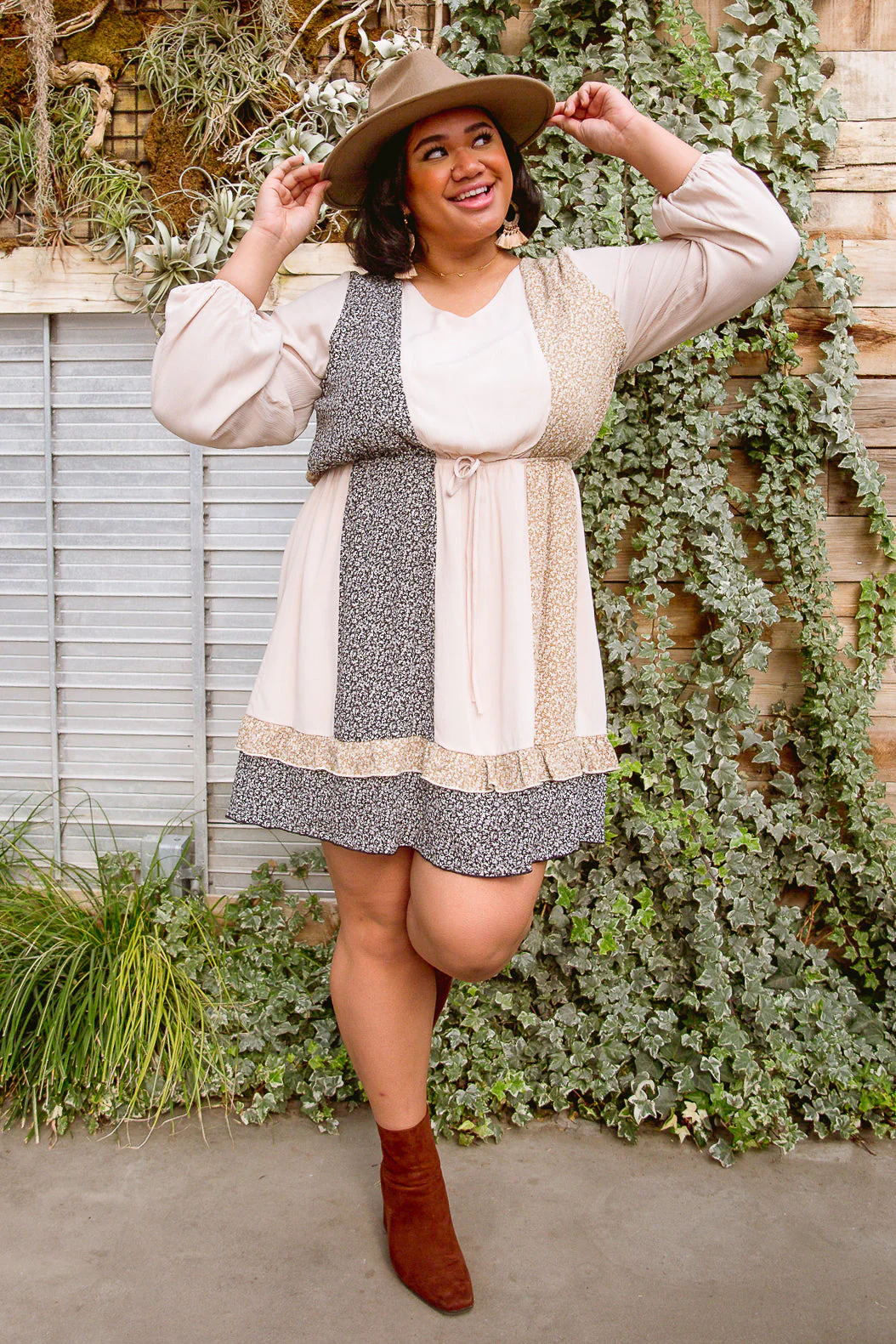 Floral Cuts Dress - Makeswep