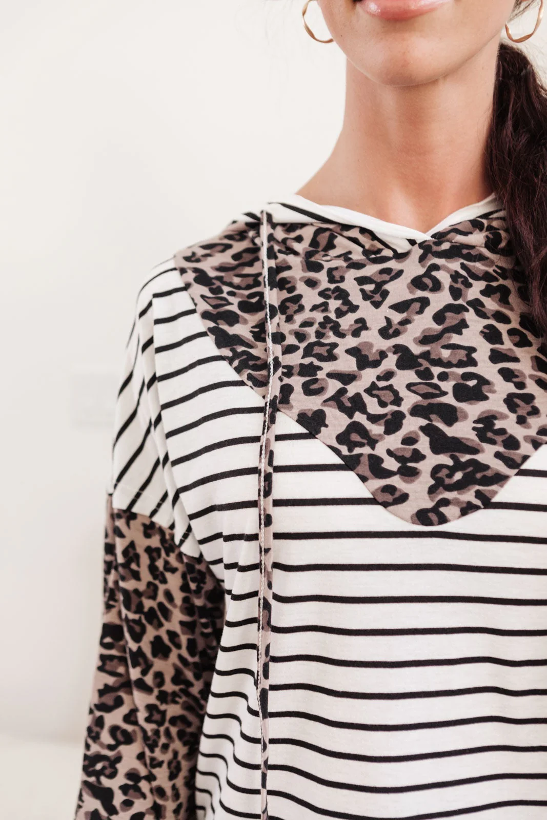 Two Worlds Meet Hoodie - Makeswep