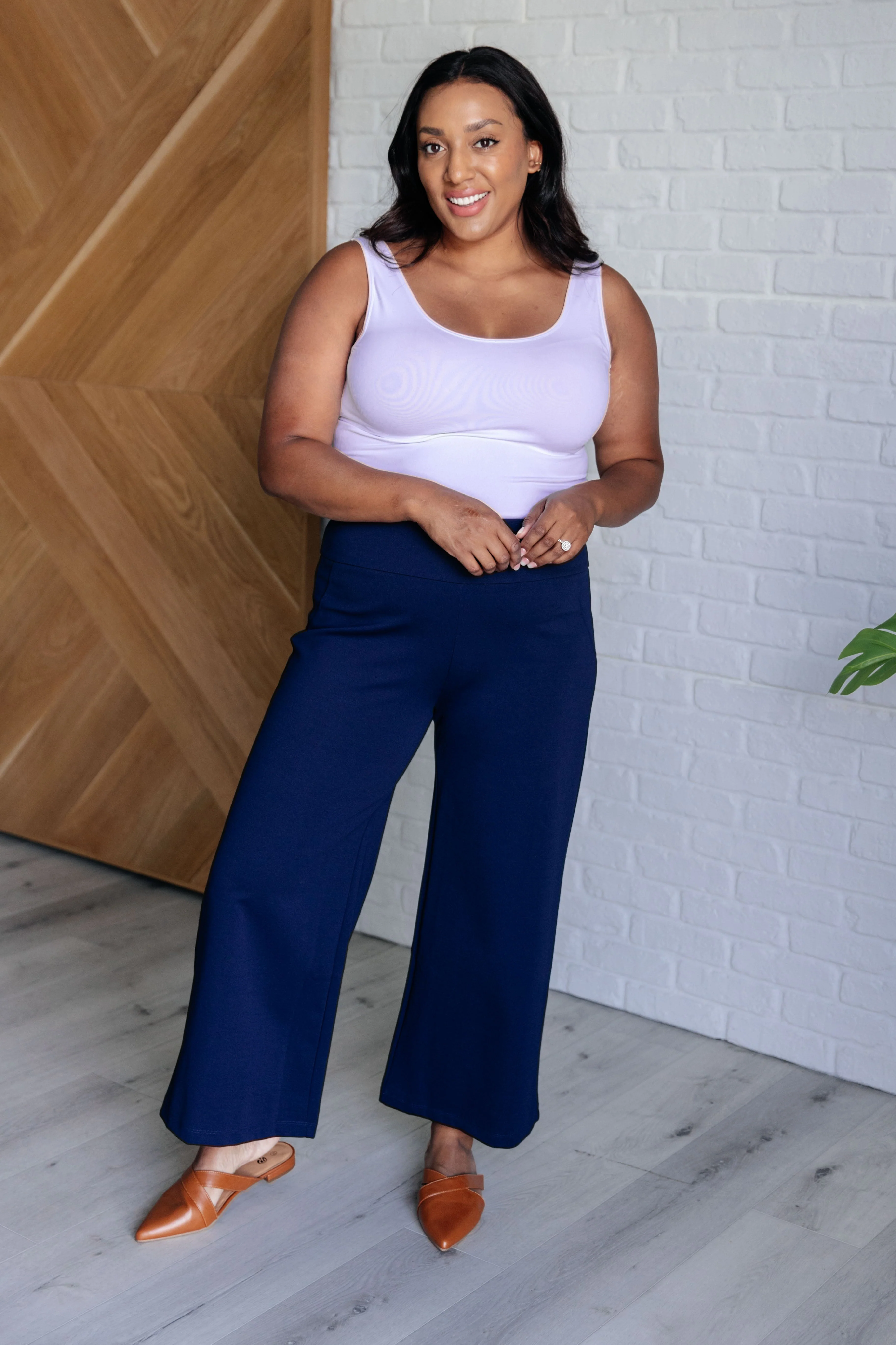 Magic Wide Leg Crop Pants in Navy - Makeswep
