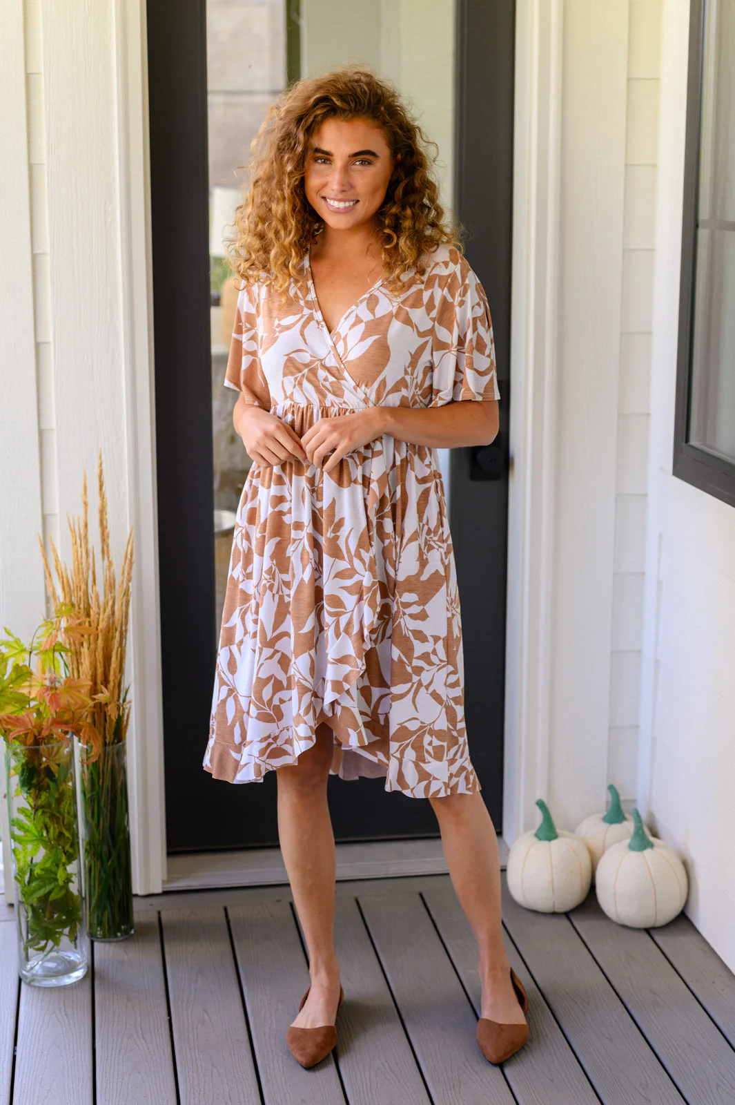 Conversation Starter Floral Faux Wrap Dress - Makeswep