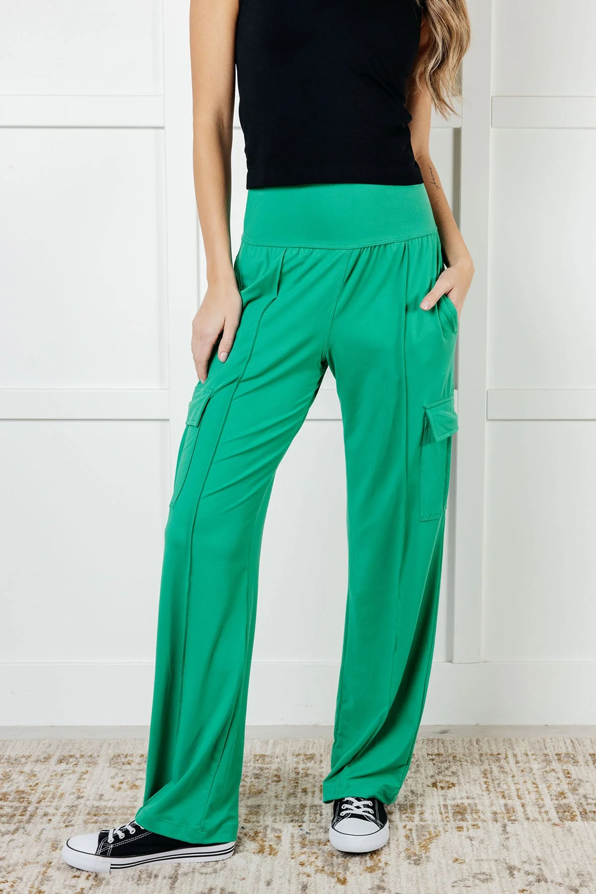 Race to Relax Cargo Pants in Emerald Green - Makeswep