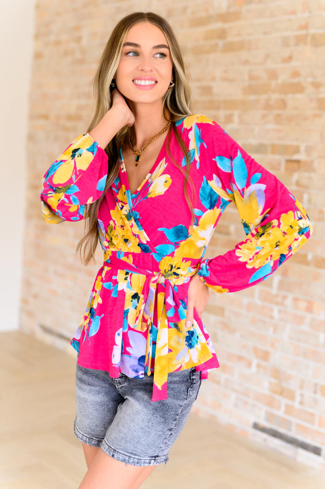 Spring to Be Sprung V-Neck Floral Blouse - Makeswep