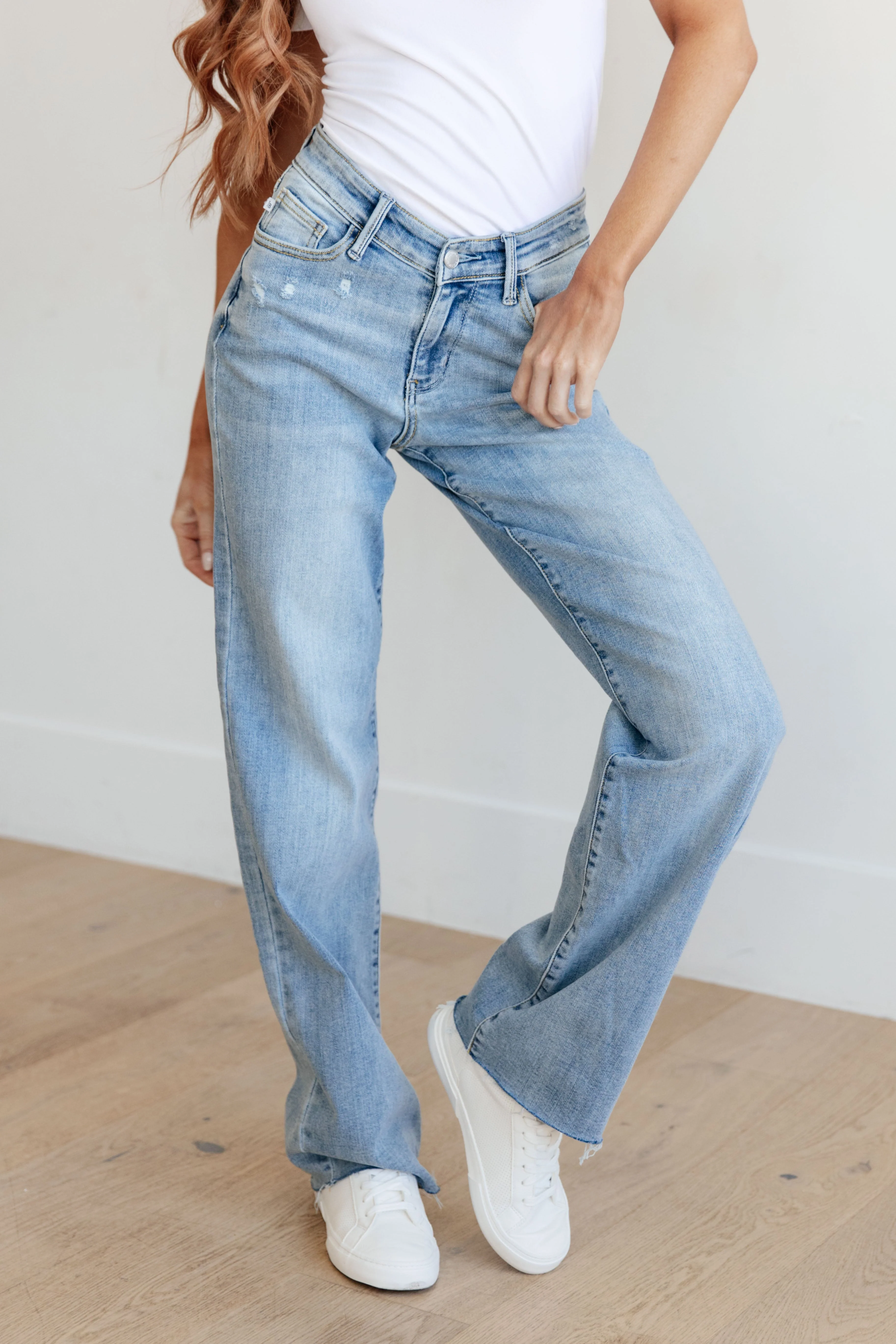 JUDY BLUE Mildred High Rise V Front Waistband Straight Jeans - Makeswep