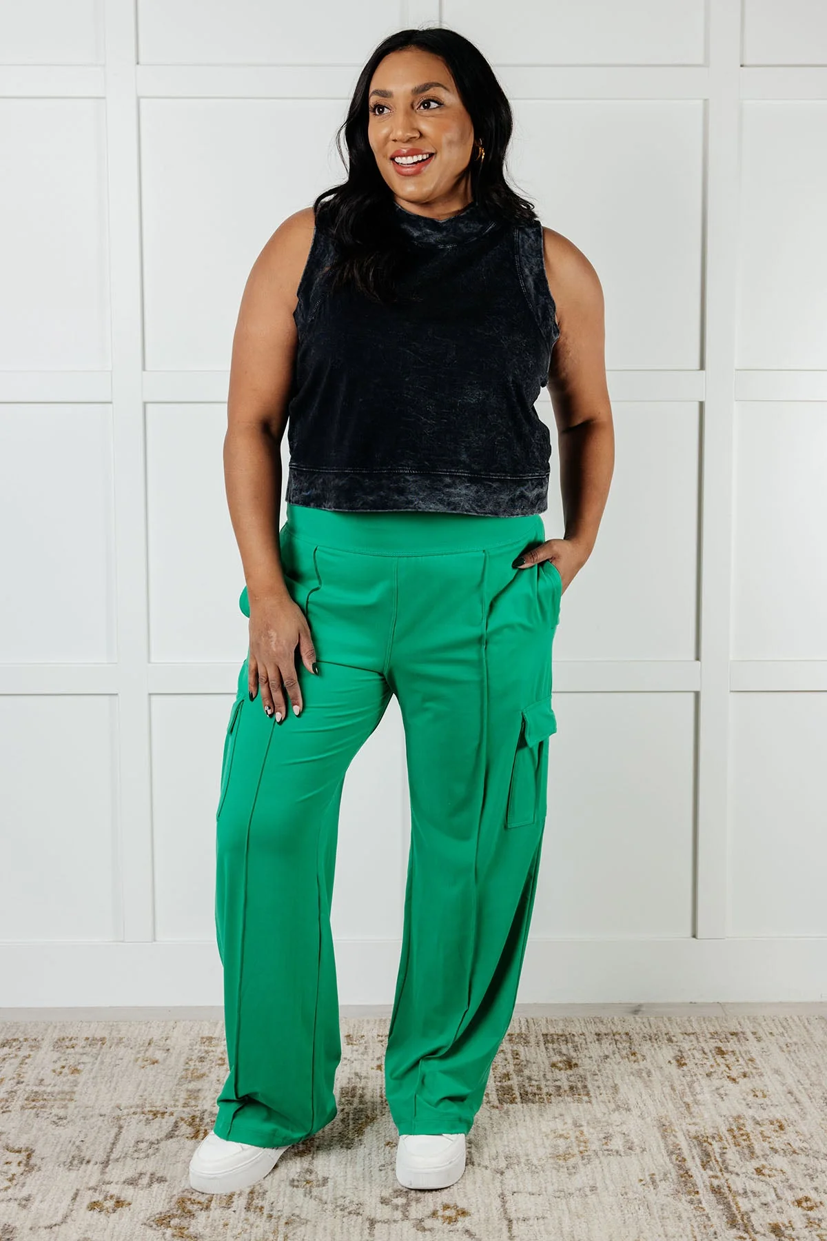 Race to Relax Cargo Pants in Emerald Green - Makeswep
