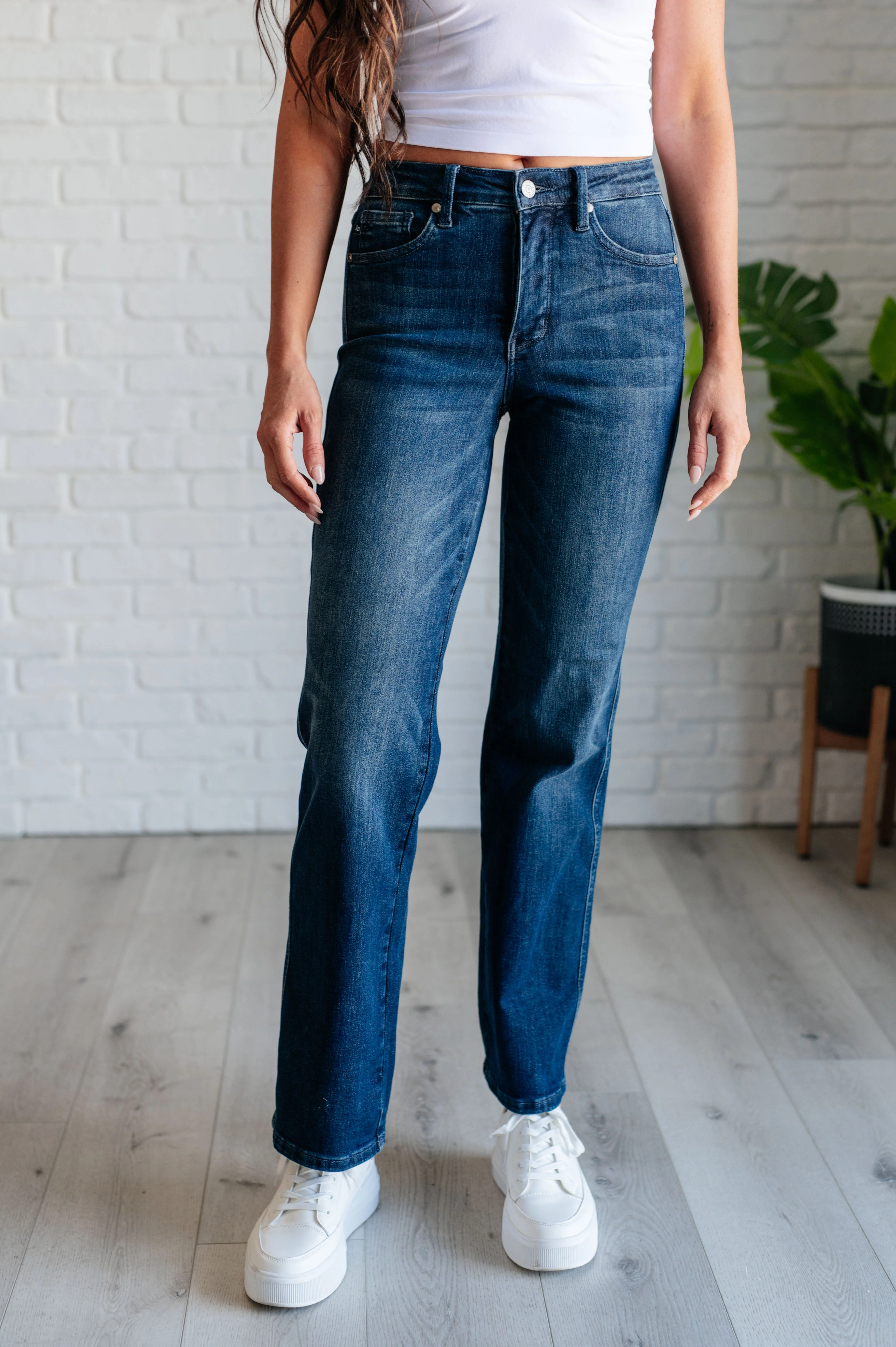 JUDY BLUE Muriel Mid Rise Control Top Classic Straight Jeans - Makeswep