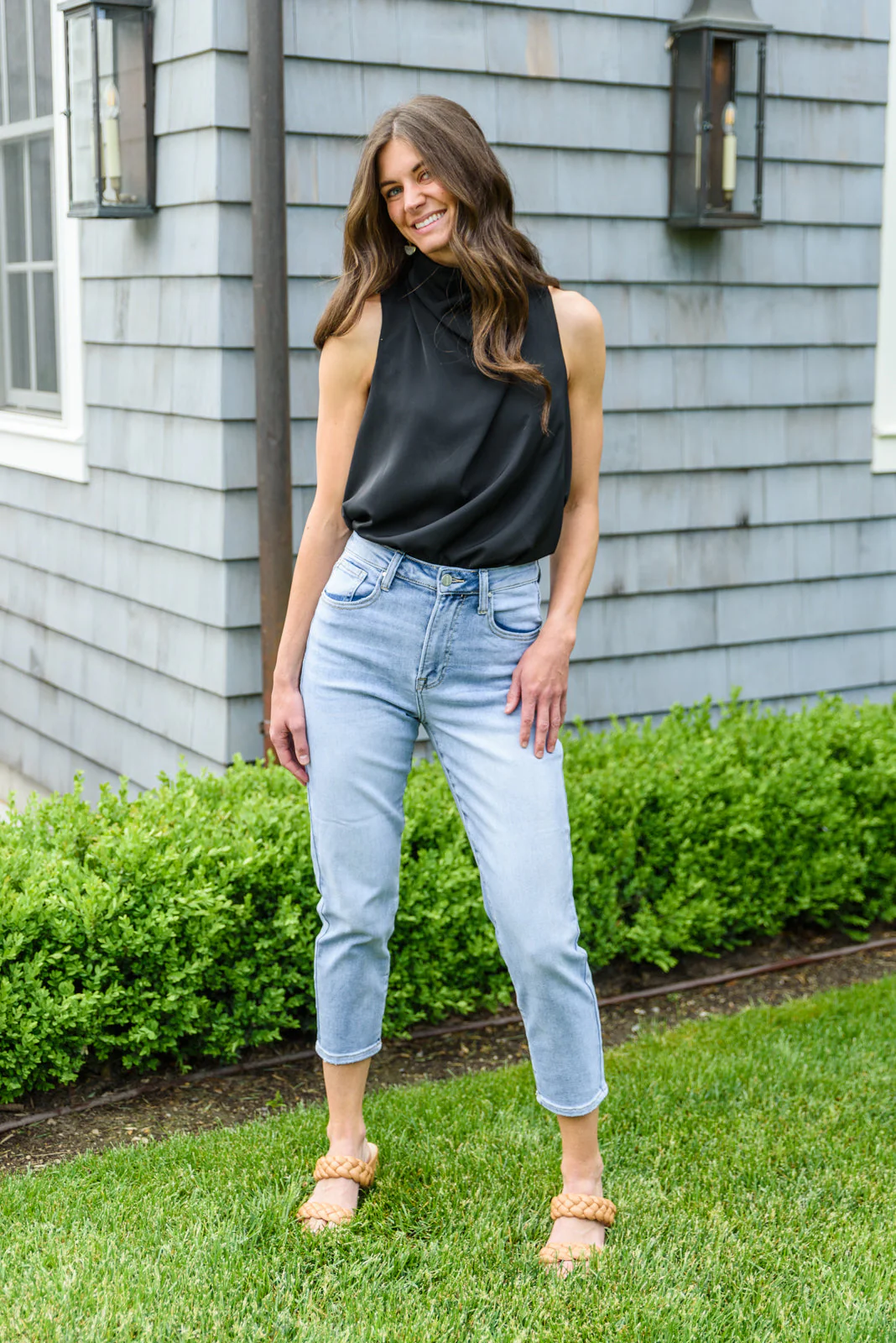 RISEN JEANS A-Game Mom Fit Jeans - Makeswep