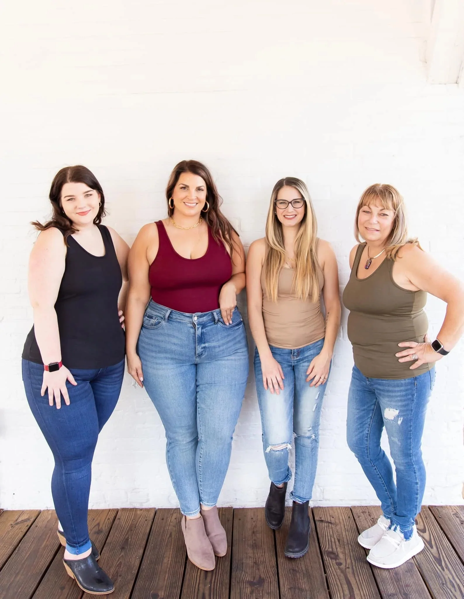 Smoothing Back Tank in Black - Makeswep