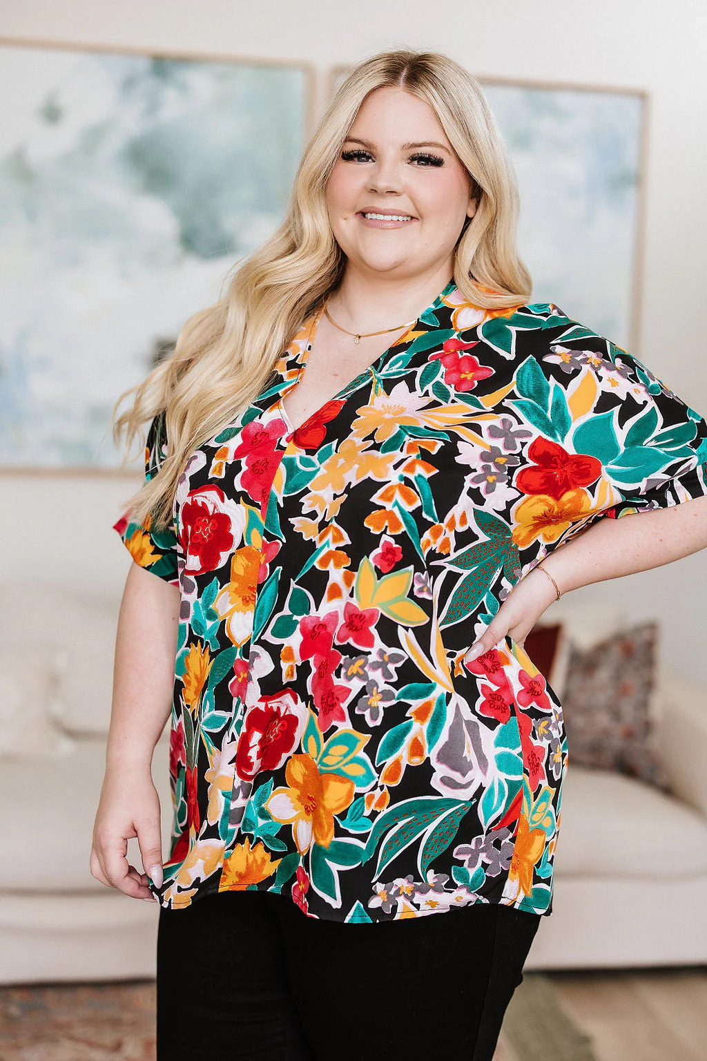 Pretty in Paradise Floral Blouse - Makeswep