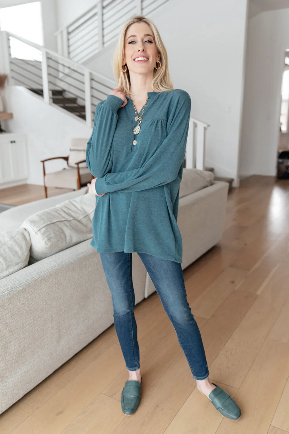 Moon Bay Top In Blue - Makeswep