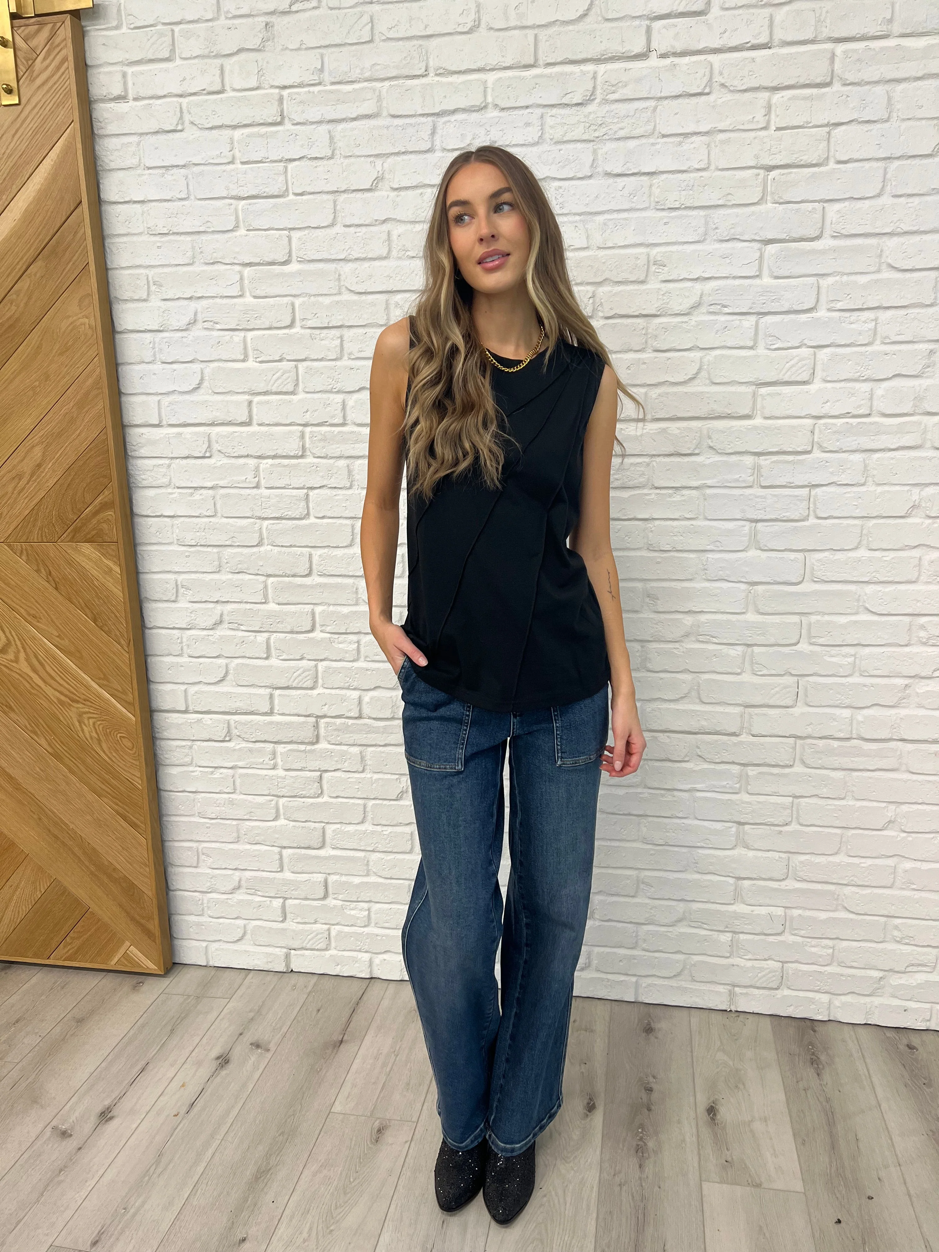 New Normal Pleat Detail Sleeveless Top in Black - Makeswep