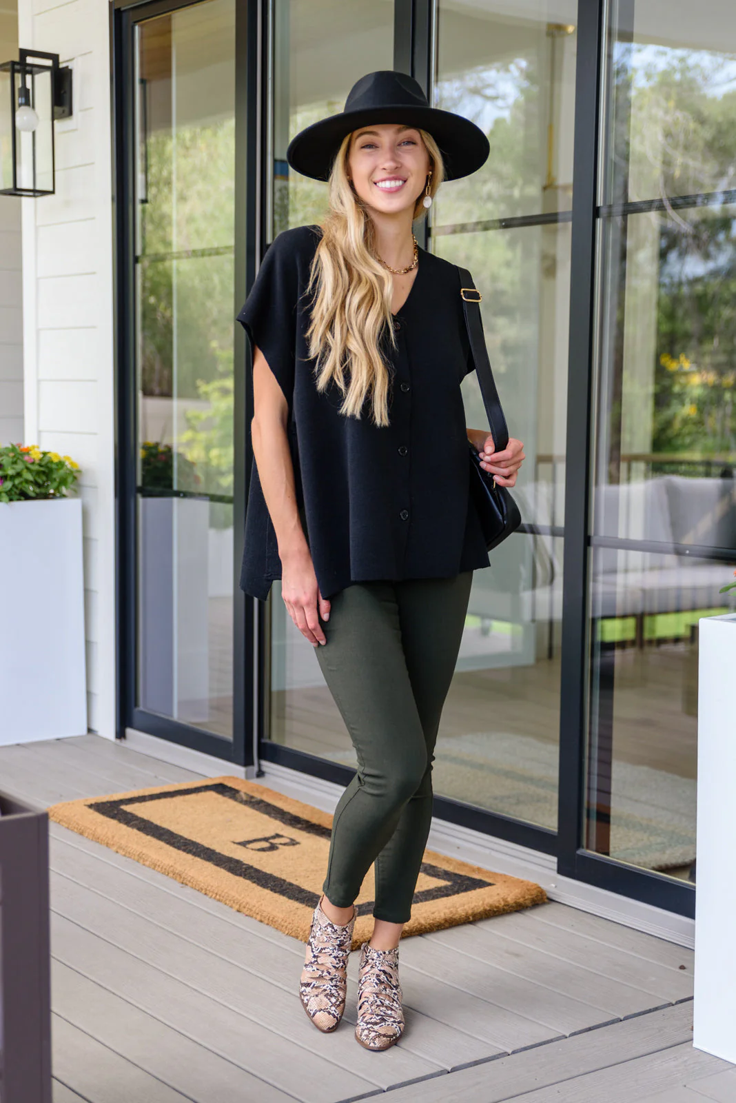 The Finale Top in Black - Makeswep