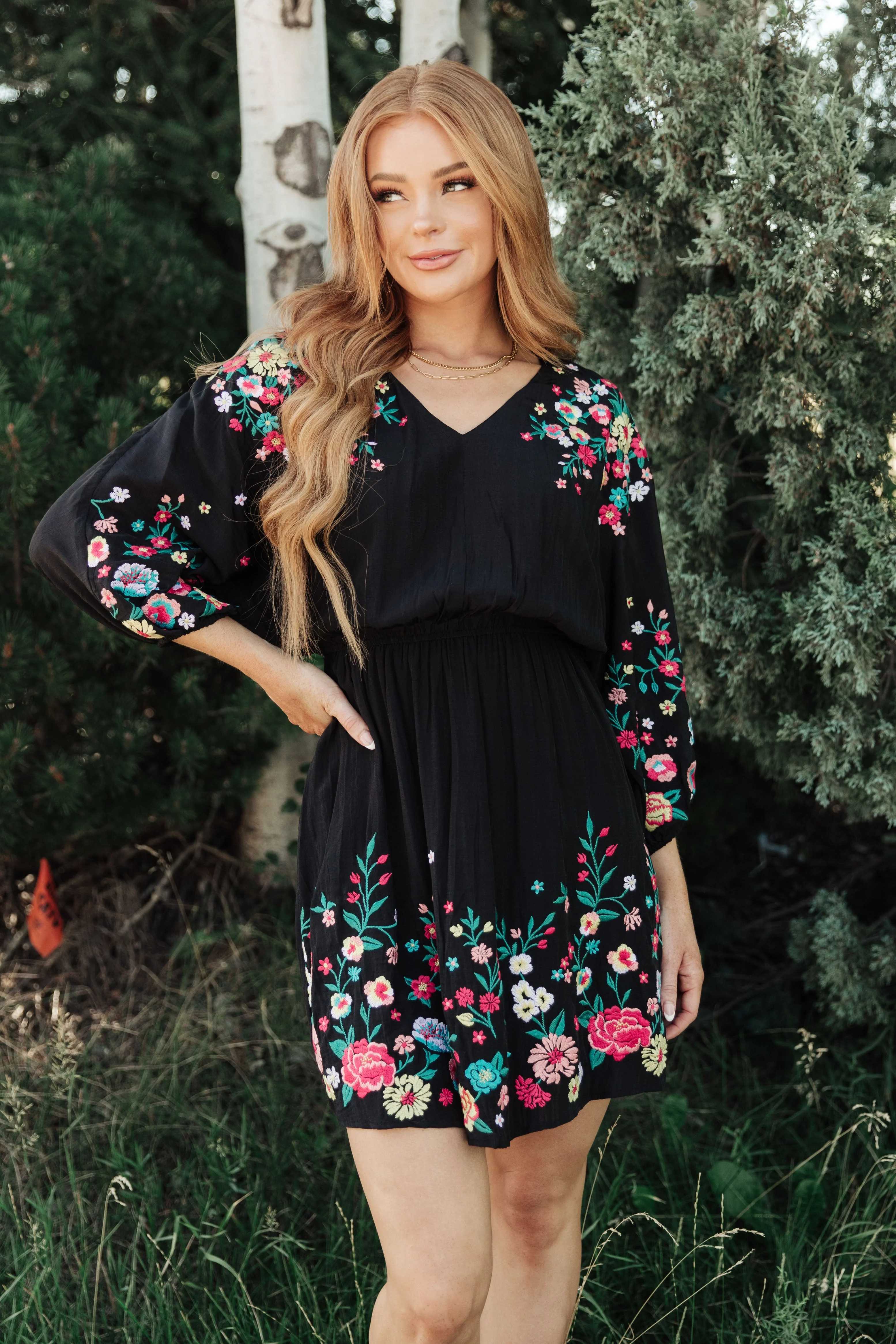 Happy To See You Floral Embroidered Dress - Makeswep