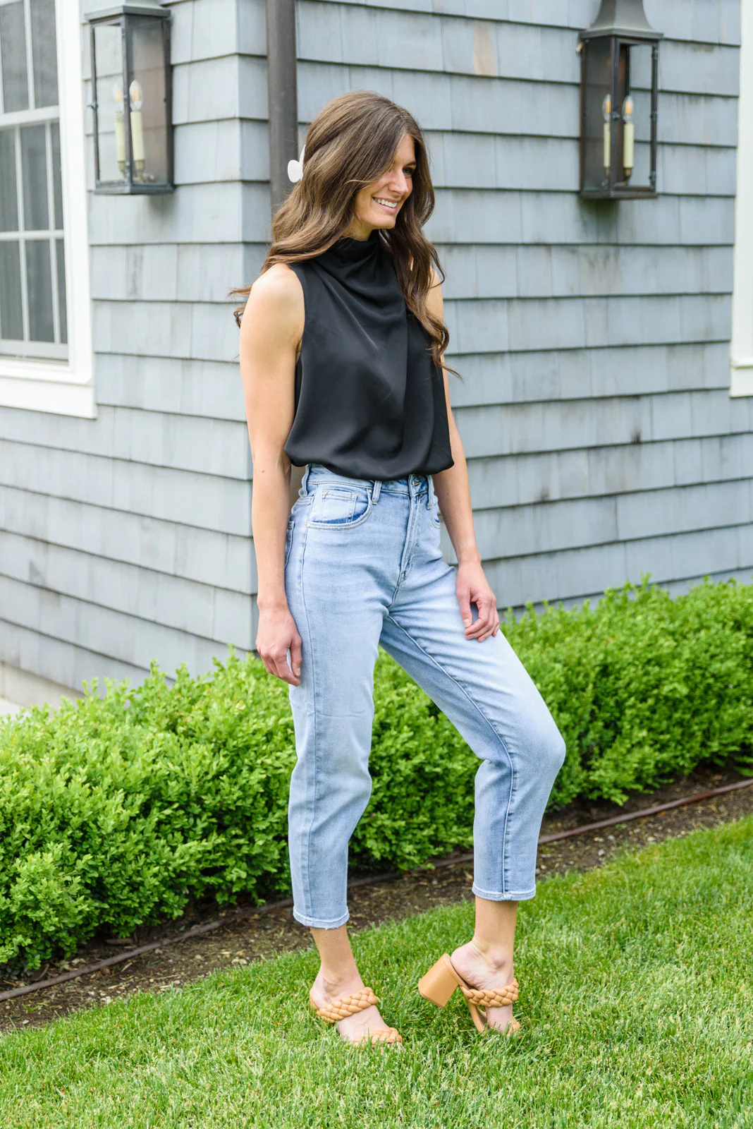 RISEN JEANS A-Game Mom Fit Jeans - Makeswep