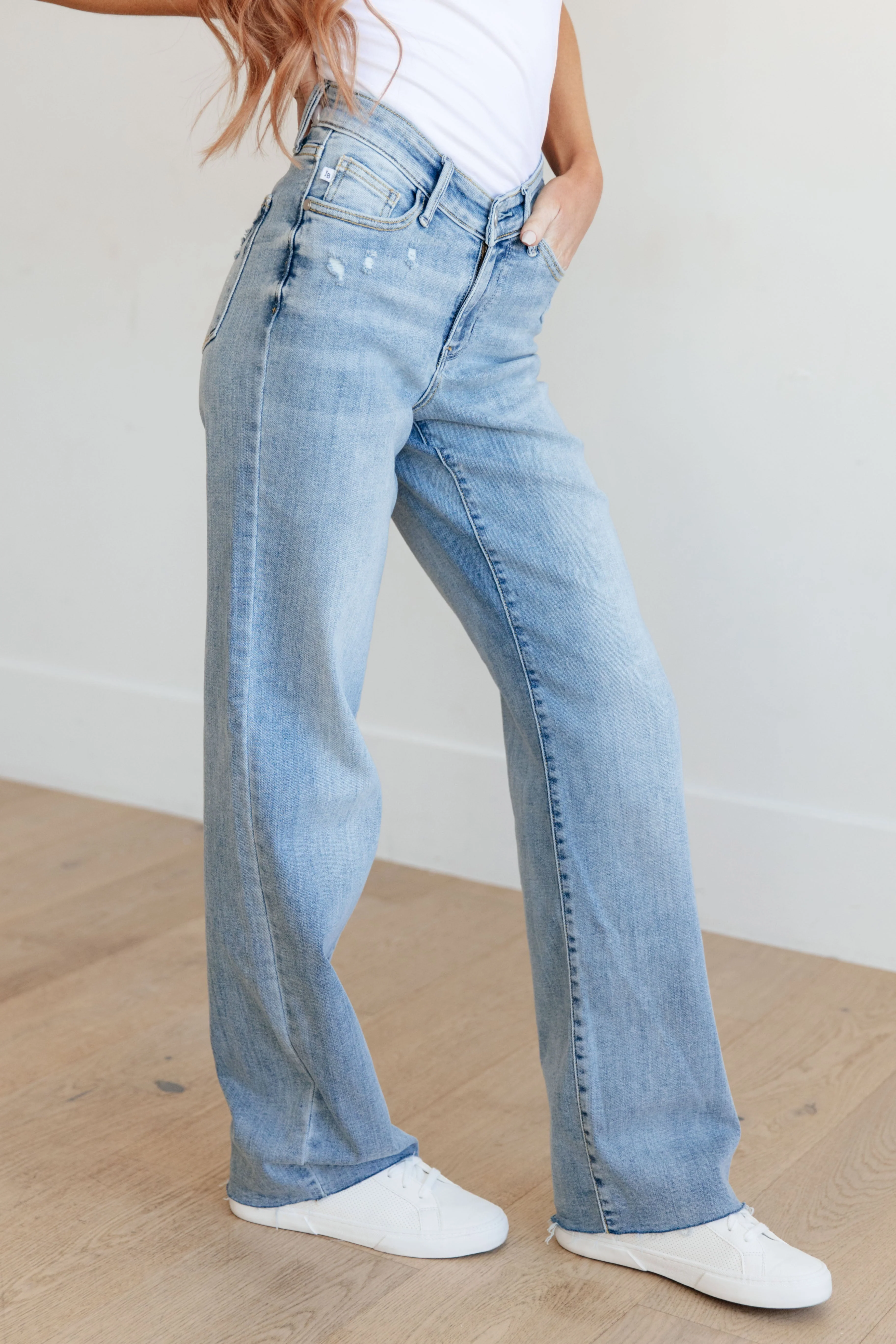 JUDY BLUE Mildred High Rise V Front Waistband Straight Jeans - Makeswep