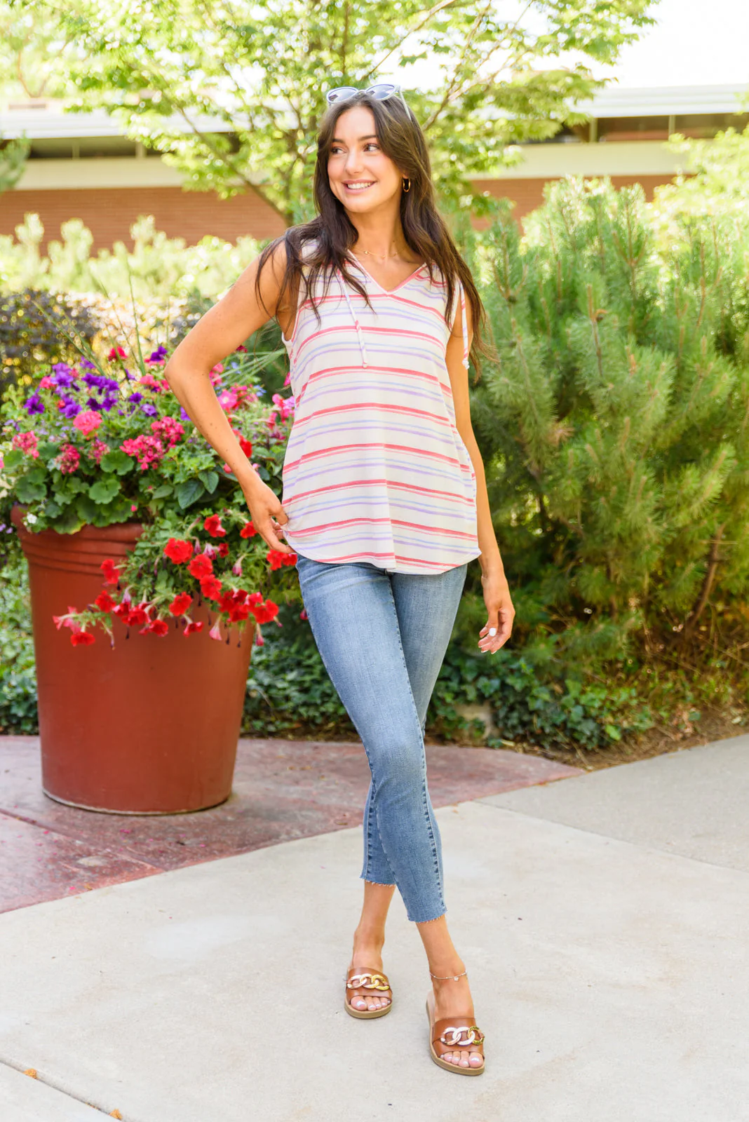 Take Day Off Hooded Tank - Makeswep