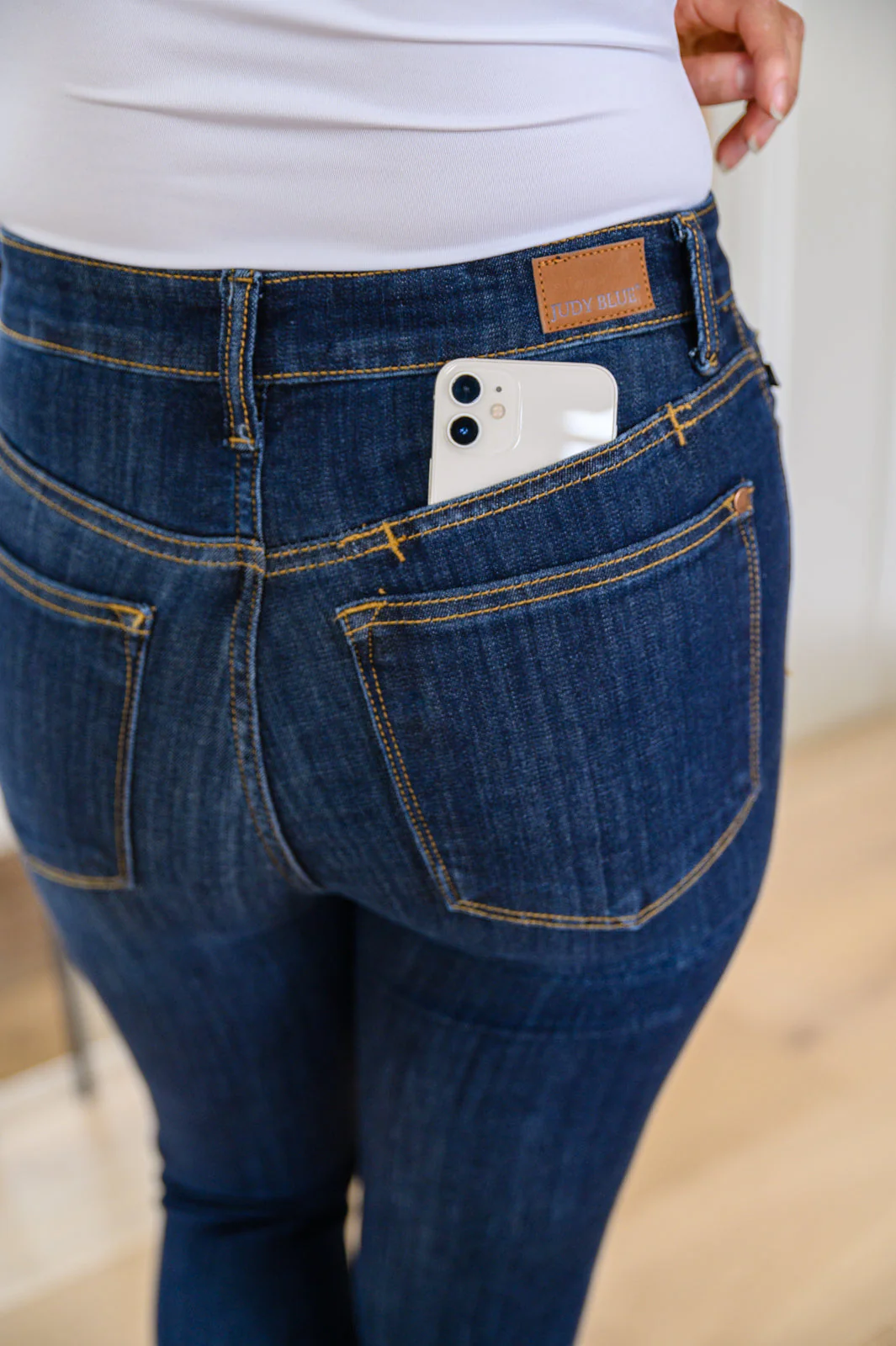 JUDY BLUE Georgia Back Yoke Skinny Jeans with Phone Pocket - Makeswep