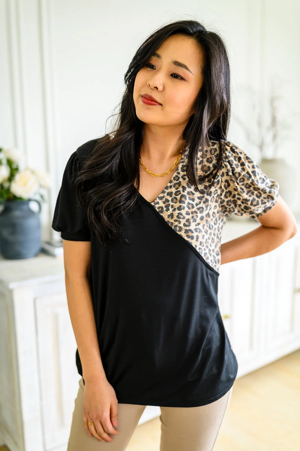 Wild Surprise V-Neck Top - Makeswep