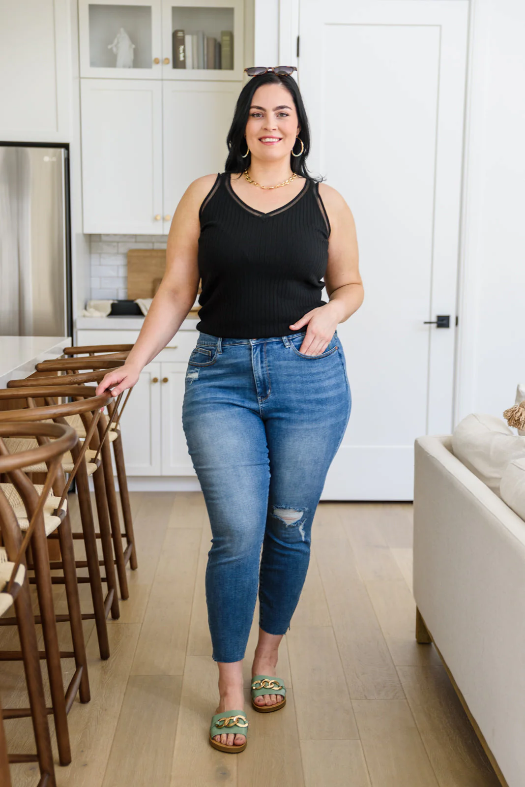 JUDY BLUE Hi-waisted Dandelion Embroidery Skinny - Makeswep