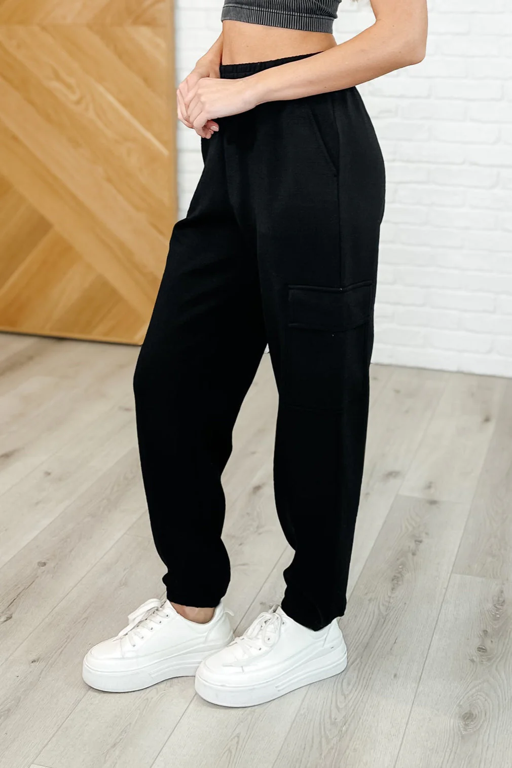 Jog and Snog Joggers in Black - Makeswep