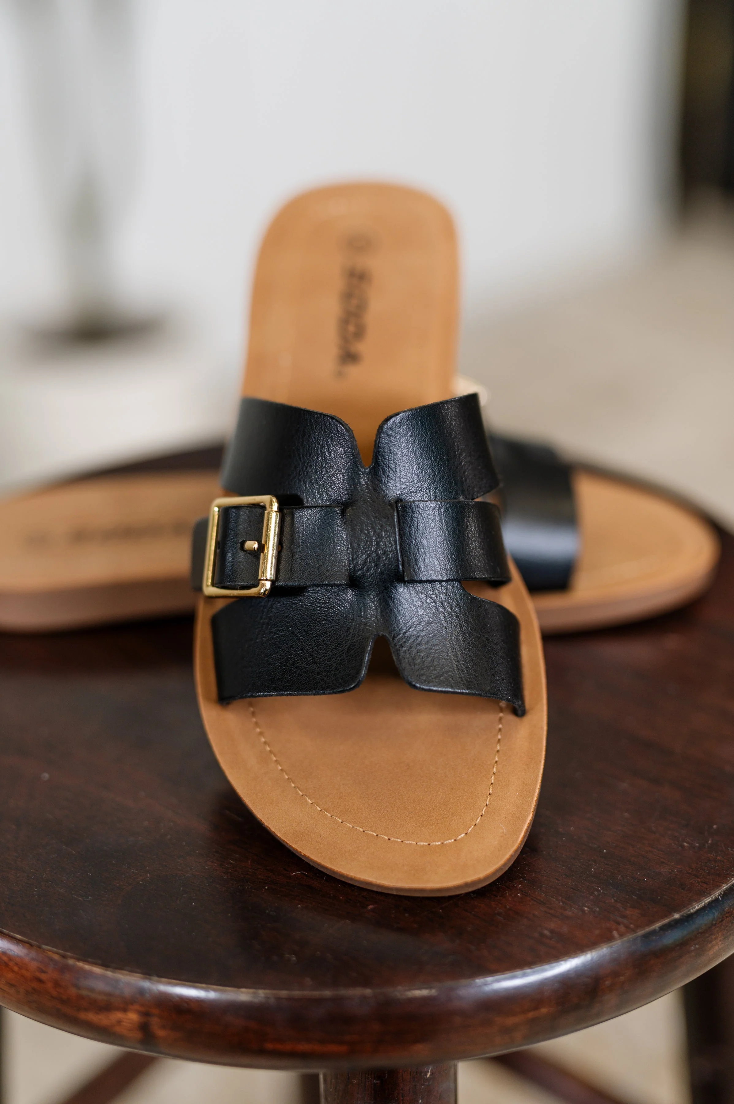 Torvi Black Slip on Sandals - Makeswep